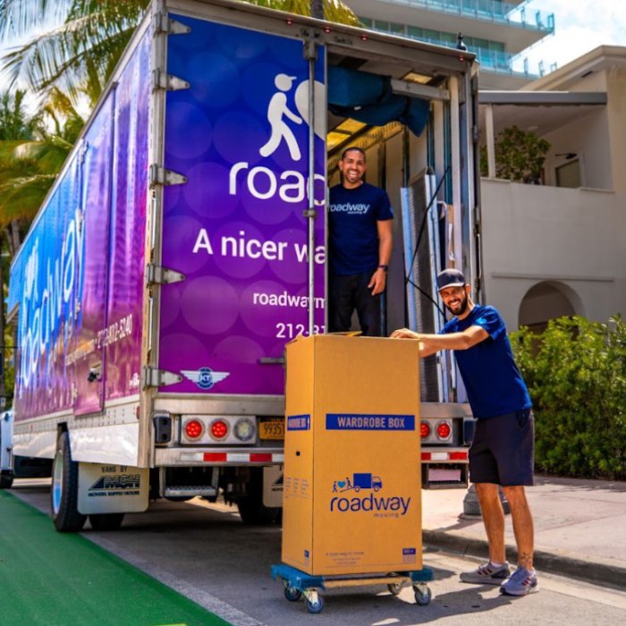 Roadway Moving: Best Miami Movers